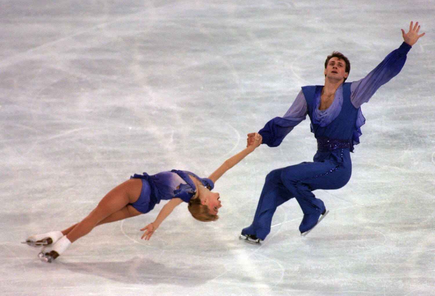 Russian skating coach and former world champion Evgenia Shishkova and Vadim Naumov