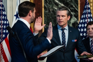 Pete Hegseth narrowly appointed as Defense Minister, Vance came to the rescue