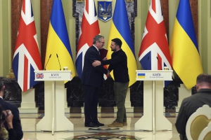 UK and Ukraine sign 100-year partnership agreement